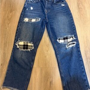 Forever 21 High Rise Distressed Plaid Patch Cropped Jeans Size 28